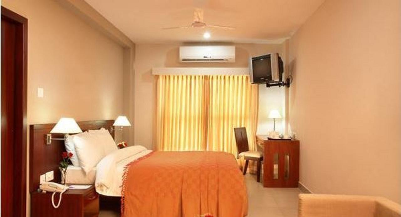 Hotel Broad Bean Cochin Kochi Zewnętrze zdjęcie